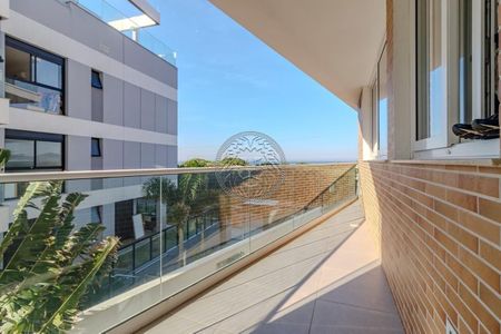 12_photo/95273c810b.445c0bca81181d7a-ATLAS-7f2a676b-deaf-43f4-bf7c-5d75eee389f2.jpg de apartamento à venda com 3 quartos, 180m² em Lagoa Pequena, Florianópolis