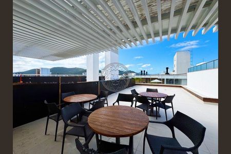 3_photo/95273c818f.19e03aecb237846c-ATLAS-2f1c6f1b-6fae-4ee3-af83-1fcae90e1f19.jpg de apartamento à venda com 2 quartos, 109m² em Lagoa Pequena, Florianópolis