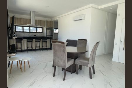 5_photo/95273c81a5.b5f4e39731e4f05c-ATLAS-224e8d5e-6420-4d7f-b645-fe2a07777edb.jpg de apartamento para alugar com 2 quartos, 262m² em Lagoa Pequena, Florianópolis