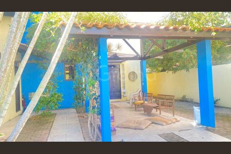 24_photo/95273c8217.488d9430527a71af-ATLAS-a3e2559f-508d-4d6d-8070-76e5541a0fc7.jpg de casa à venda com 4 quartos, 204m² em Lagoa Pequena, Florianópolis