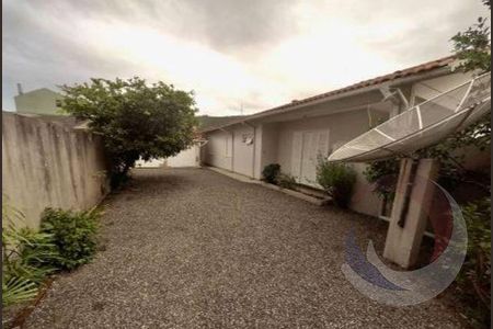 5_photo/95273e505b.ef9097c2fd5b064b-ATLAS-82cee11d-ff46-40a0-b274-9adfc96af6c1.jpg de casa à venda com 4 quartos, 120m² em Barra da Lagoa, Florianópolis
