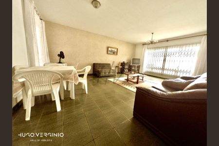 4_photo/95273e5067.97484f792a469e2d-ATLAS-d79d5aaa-bca8-4746-bb69-41aa6de2426a.jpg de casa à venda com 4 quartos, 180m² em Barra da Lagoa, Florianópolis