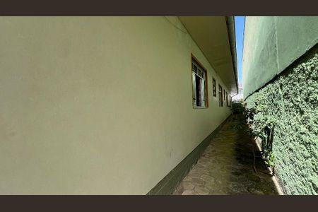 5_photo/95273e50ed.8b238b2f56f58e8d-ATLAS-6cac68ec-2a14-4e2d-b3fd-3f18d6943608.jpg de casa à venda com 4 quartos, 300m² em Barra da Lagoa, Florianópolis