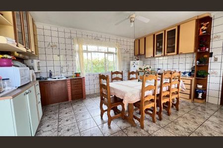 7_photo/95273e50ed.8b238b2f56f58e8d-ATLAS-ab48d884-feae-4636-a6c8-057f75109f0e.jpg de casa à venda com 4 quartos, 300m² em Barra da Lagoa, Florianópolis