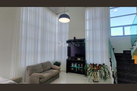3_photo/95273e5979.5dc92922f5f40c7d-ATLAS-19ef7038-33ea-4dd9-bec5-090f5efc46a6.jpg de casa à venda com 4 quartos, 245m² em Barra da Lagoa, Florianópolis