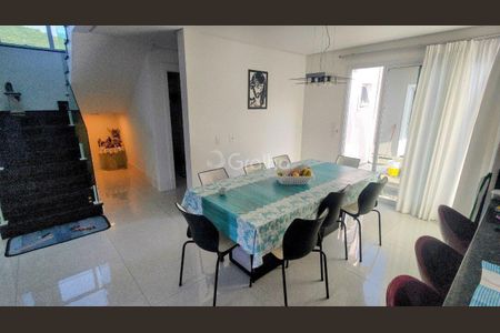6_photo/95273e5979.5dc92922f5f40c7d-ATLAS-3db5041a-5593-44e5-92c1-5c98cdbd2b66.jpg de casa à venda com 4 quartos, 245m² em Barra da Lagoa, Florianópolis