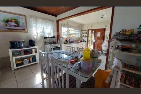 4_photo/95273e5eb5.5564e16b2c01dcfa-ATLAS-a3b30361-dc72-4182-91b6-108dad0e6092.jpg de casa à venda com 5 quartos, 350m² em Barra da Lagoa, Florianópolis