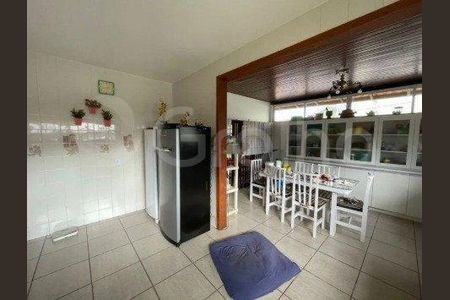 5_photo/95273e5eb5.5564e16b2c01dcfa-ATLAS-bf19b8b5-5ed6-42bb-a5cb-be3731c5a94a.jpg de casa à venda com 5 quartos, 350m² em Barra da Lagoa, Florianópolis