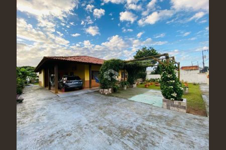 2_photo/95273e5ec9.bdf1def5ceb5107f-ATLAS-21bf5bfb-0f97-4bf2-bae9-c367a9b6662d.jpg de casa à venda com 5 quartos, 350m² em Barra da Lagoa, Florianópolis