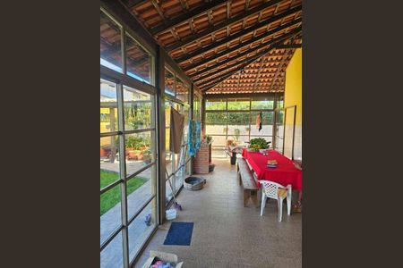 2_photo/95273e5ec9.bdf1def5ceb5107f-ATLAS-41771e16-d4c1-4df0-8db5-48388e64fdb9.jpg de casa à venda com 4 quartos, 250m² em Barra da Lagoa, Florianópolis