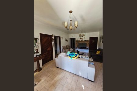 7_photo/95273e5ec9.bdf1def5ceb5107f-ATLAS-92087ea8-e535-46b9-aaa1-8d2888cefbe1.jpg de casa à venda com 4 quartos, 250m² em Barra da Lagoa, Florianópolis