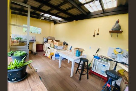 4_photo/95273e5ec9.bdf1def5ceb5107f-ATLAS-9b685ba1-3a08-4bf2-bccd-e711b2cc0103.jpg de casa à venda com 5 quartos, 350m² em Barra da Lagoa, Florianópolis