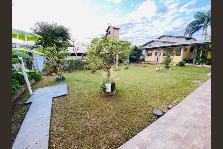 4_photo/95273e5ec9.bdf1def5ceb5107f-ATLAS-c9e4fba6-3a86-48b5-99ef-7d65a79ad01e.jpg de casa à venda com 5 quartos, 350m² em Barra da Lagoa, Florianópolis