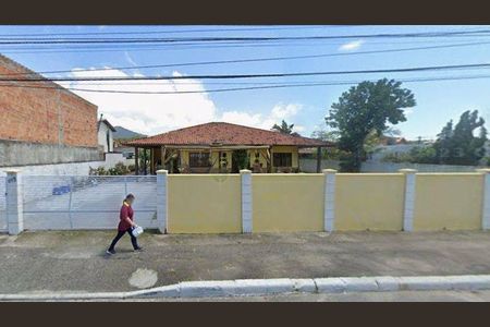 2_photo/95273e5ec9.bdf1def5ceb5107f-ATLAS-cc0f611e-08a1-4fc1-bc1d-6534d740f065.jpg de casa à venda com 4 quartos, 250m² em Barra da Lagoa, Florianópolis