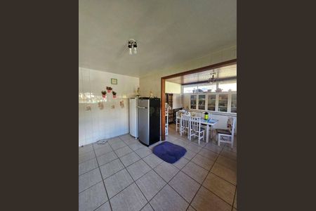 9_photo/95273e5ec9.bdf1def5ceb5107f-ATLAS-cd14a7fe-6089-4e73-a077-dbc459ff5546.jpg de casa à venda com 4 quartos, 250m² em Barra da Lagoa, Florianópolis