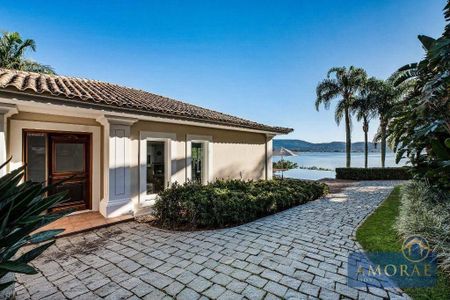 34_photo/95273e5edf.2f15d505e37c7ac5-ATLAS-9eba785f-bca8-48aa-a6c2-4c24a0d4d26c.jpg de casa à venda com 6 quartos, 1050m² em Barra da Lagoa, Florianópolis