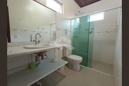 4_photo/95273e617b.9c5a8d74db8d7fa8-ATLAS-13d4cc38-2872-4775-82af-a27eba50f985.jpg de casa para alugar com 4 quartos, 180m² em Barra da Lagoa, Florianópolis
