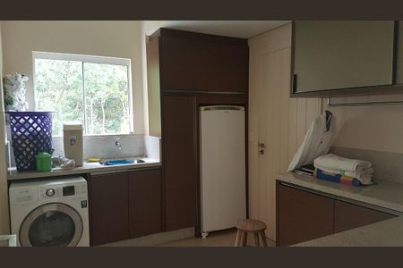 12_photo/95273e7d4f.80fb811e5b7edecb-ATLAS-f0dc03de-036d-4e4e-9d11-19c2c70edd30.jpg de casa à venda com 4 quartos, 350m² em Praia Mole, Florianópolis