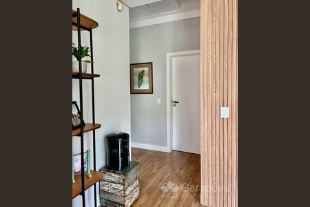 6_photo/95273e7e4b.364cdb59f22b30dd-ATLAS-e6e4c9bb-c8c6-438b-bb91-110d3c1ed07e.jpg de casa à venda com 4 quartos, 410m² em Praia Mole, Florianópolis