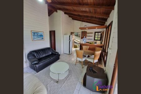8_photo/95273e8099.f541d6c8e7c04d7e-ATLAS-848a1ec8-2631-4554-87ba-3ec4c459d9b1.jpg de casa para alugar com 2 quartos, 50m² em Praia Mole, Florianópolis