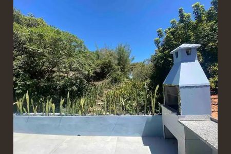 2_photo/95273ea29b.6c41d5510dcf68ec-ATLAS-184c0516-db2d-4fce-a03d-bf33c1cc598b.jpg de casa à venda com 6 quartos, 330m² em Lagoa da Conceição, Florianópolis