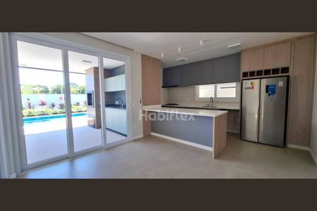 7_photo/95273eb0d1.98211145c08a4e65-ATLAS-62b321a4-37c6-438e-9eb7-1608e1d179b9.jpg de casa à venda com 3 quartos, 236m² em Lagoa da Conceição, Florianópolis