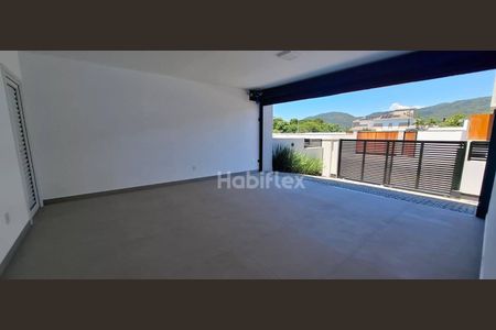 16_photo/95273eb0d1.98211145c08a4e65-ATLAS-c7bca3a1-3002-45b0-83f2-1d998bb6a2ae.jpg de casa à venda com 3 quartos, 236m² em Lagoa da Conceição, Florianópolis