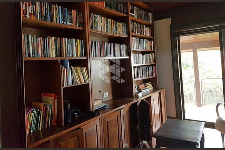 5_photo/95273eb15b.dfdf3a77207432af-ATLAS-aa415542-98ca-4d3d-9191-5656df326b8a.jpg de casa à venda com 5 quartos, 340m² em Lagoa da Conceição, Florianópolis