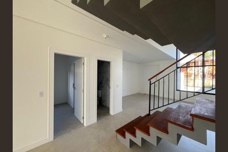 4_photo/95273eb15d.491a58713d1e5de3-ATLAS-e7a699f7-6a73-4eff-b794-c14769f72d54.jpg de casa à venda com 3 quartos, 192m² em Lagoa da Conceição, Florianópolis