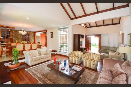 7_photo/95273eb48f.751bca41ac608a7d-ATLAS-cd21fb0a-4d53-40ea-b2b1-25f6a65d1a27.jpg de casa à venda com 4 quartos, 255m² em Lagoa da Conceição, Florianópolis