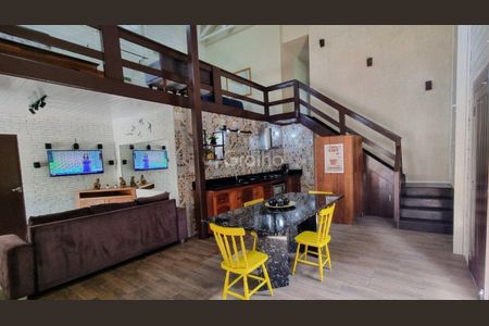 3_photo/95273eb4fb.9a54faa83c3e471c-ATLAS-33bd8f0d-37dd-47bb-8116-5a0dbf9043cf.jpg de casa à venda com 5 quartos, 310m² em Lagoa da Conceição, Florianópolis