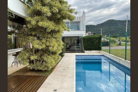 27_photo/95273eb6b7.859d3ea7f11d789b-ATLAS-b6904496-eeca-46bf-bdae-1e90a27f9da5.jpg de casa à venda com 4 quartos, 569m² em Lagoa da Conceição, Florianópolis