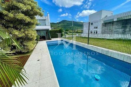 4_photo/95273eb6cd.ceff8192393c33de-ATLAS-40b1d695-5cb3-47ce-98b0-908ca18b2edb.jpg de casa à venda com 4 quartos, 569m² em Lagoa da Conceição, Florianópolis