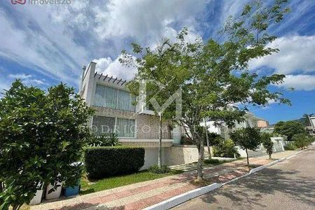 3_photo/95273eb6cd.ceff8192393c33de-ATLAS-ea39097b-75f6-4b30-8bf0-e6294567ebef.jpg de casa à venda com 4 quartos, 569m² em Lagoa da Conceição, Florianópolis