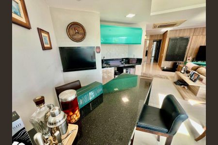 5_photo/95273eb785.3884d0aff261bb50-ATLAS-8d63e2ea-9f1a-4298-bfa0-13ffffcef5b2.jpg de apartamento à venda com 3 quartos, 200m² em Lagoa da Conceição, Florianópolis