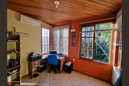 17_photo/95273eb78f.90bd9ce7e18c11b8-ATLAS-37fb788c-3871-4aca-b0dc-efd061c3c0e7.jpg de casa à venda com 4 quartos, 295m² em Lagoa da Conceição, Florianópolis