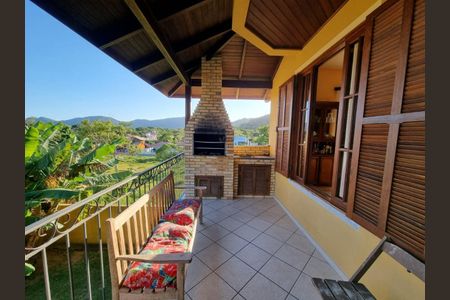 18_photo/95273eb78f.90bd9ce7e18c11b8-ATLAS-a8562768-c269-4f4f-acd7-52daa420a8cf.jpg de casa à venda com 4 quartos, 295m² em Lagoa da Conceição, Florianópolis