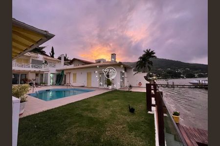6_photo/95273eb935.ae537c11cfa6cc3a-ATLAS-e0deb8dd-6ef2-4a7f-b1c8-60762d88cfac.jpg de casa à venda com 5 quartos, 440m² em Lagoa da Conceição, Florianópolis