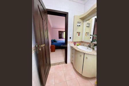 23_photo/95273eb9d5.12917f666bbf568e-ATLAS-0b24e6b8-3431-4ffd-bf08-0767610077e4.jpg de casa à venda com 3 quartos, 220m² em Lagoa da Conceição, Florianópolis