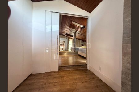 20_photo/95273eb9dd.6058b8aa4bcd8466-ATLAS-1058ff85-ffdd-48dd-99b7-3a1c2e6a2c22.jpg de apartamento à venda com 3 quartos, 131m² em Lagoa da Conceição, Florianópolis