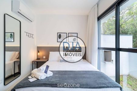 19_photo/95273eba8f.badfd497b63a3b5d-ATLAS-dcc58e54-8e0d-40c0-8e15-b2596e51f3b3.jpg de apartamento à venda com 1 quarto, 20m² em Lagoa da Conceição, Florianópolis