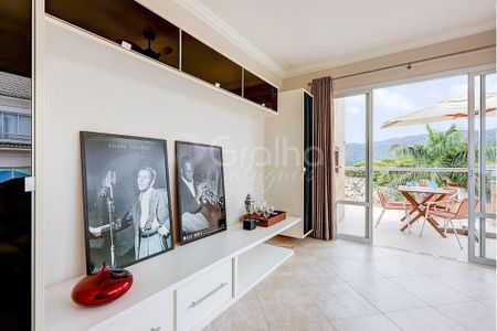 29_photo/95273ebb29.5574afc3b4b1c87e-ATLAS-6b845c81-067e-447a-88f7-223940a8d2f7.jpg de apartamento para alugar com 4 quartos, 249m² em Lagoa da Conceição, Florianópolis