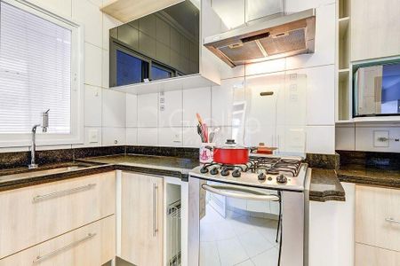 5_photo/95273ebb29.5574afc3b4b1c87e-ATLAS-97c59855-0187-49ad-93f1-38d2e2efe53d.jpg de apartamento para alugar com 4 quartos, 249m² em Lagoa da Conceição, Florianópolis