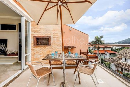 34_photo/95273ebb29.5574afc3b4b1c87e-ATLAS-c6cfc296-a229-4c54-8ba2-4fbf8f0f5f4c.jpg de apartamento para alugar com 4 quartos, 249m² em Lagoa da Conceição, Florianópolis