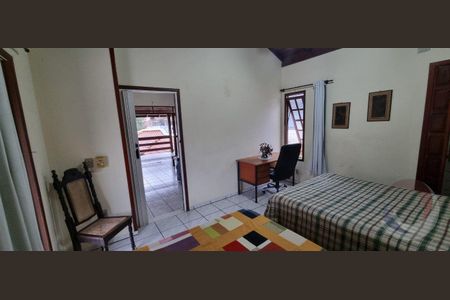 18_photo/95273ebbd3.ad6cb26ada8414aa-ATLAS-db9e4545-7c80-40ae-9227-80fa9f57eb9b.jpg de casa à venda com 5 quartos, 281m² em Lagoa da Conceição, Florianópolis