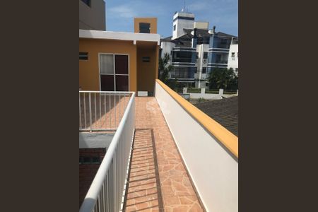 10_photo/95273ebbdb.c54b499e30a4c429-ATLAS-82b99d8d-e3d4-46fe-88c9-3a1c06b20d8f.jpg de casa à venda com 8 quartos, 166m² em Lagoa da Conceição, Florianópolis