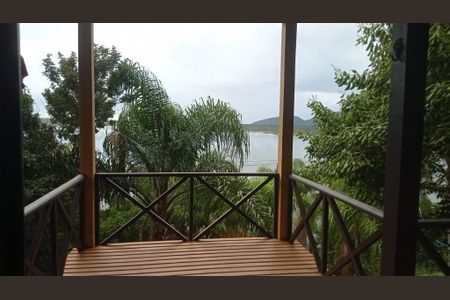 1_photo/95273ec0e9.de1539f27b8bccfe-ATLAS-161b5d6b-4c55-45a7-8b05-184343a4e5f6.jpg de casa à venda com 3 quartos, 200m² em Lagoa da Conceição, Florianópolis