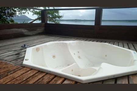 10_photo/95273ec0e9.de1539f27b8bccfe-ATLAS-ebd5b93b-43d4-48d2-9194-4e843648f173.jpg de casa à venda com 3 quartos, 200m² em Lagoa da Conceição, Florianópolis