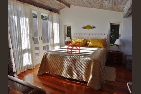 10_photo/95273ec107.c4d9960d4e7c8e66-ATLAS-c33333f6-332d-4abf-94e9-7113d97029ef.jpg de casa à venda com 5 quartos, 172m² em Lagoa da Conceição, Florianópolis