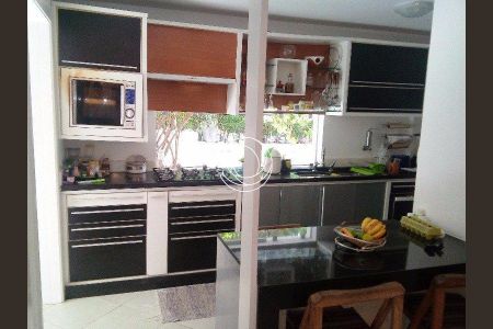 20_photo/95273ec19f.e70fa8406114d9b6-ATLAS-2aa0958d-e15b-4ac3-b6b5-8c9dae867ef3.jpg de casa à venda com 3 quartos, 172m² em Lagoa da Conceição, Florianópolis